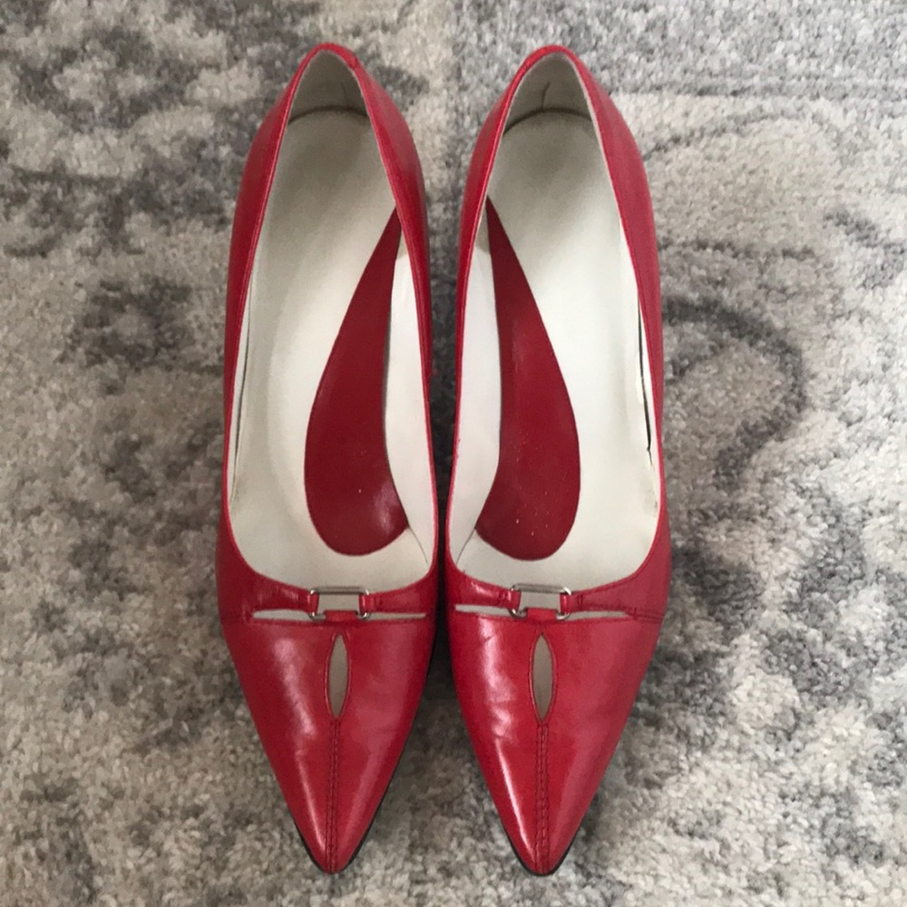 Nine West red heels size 6/12